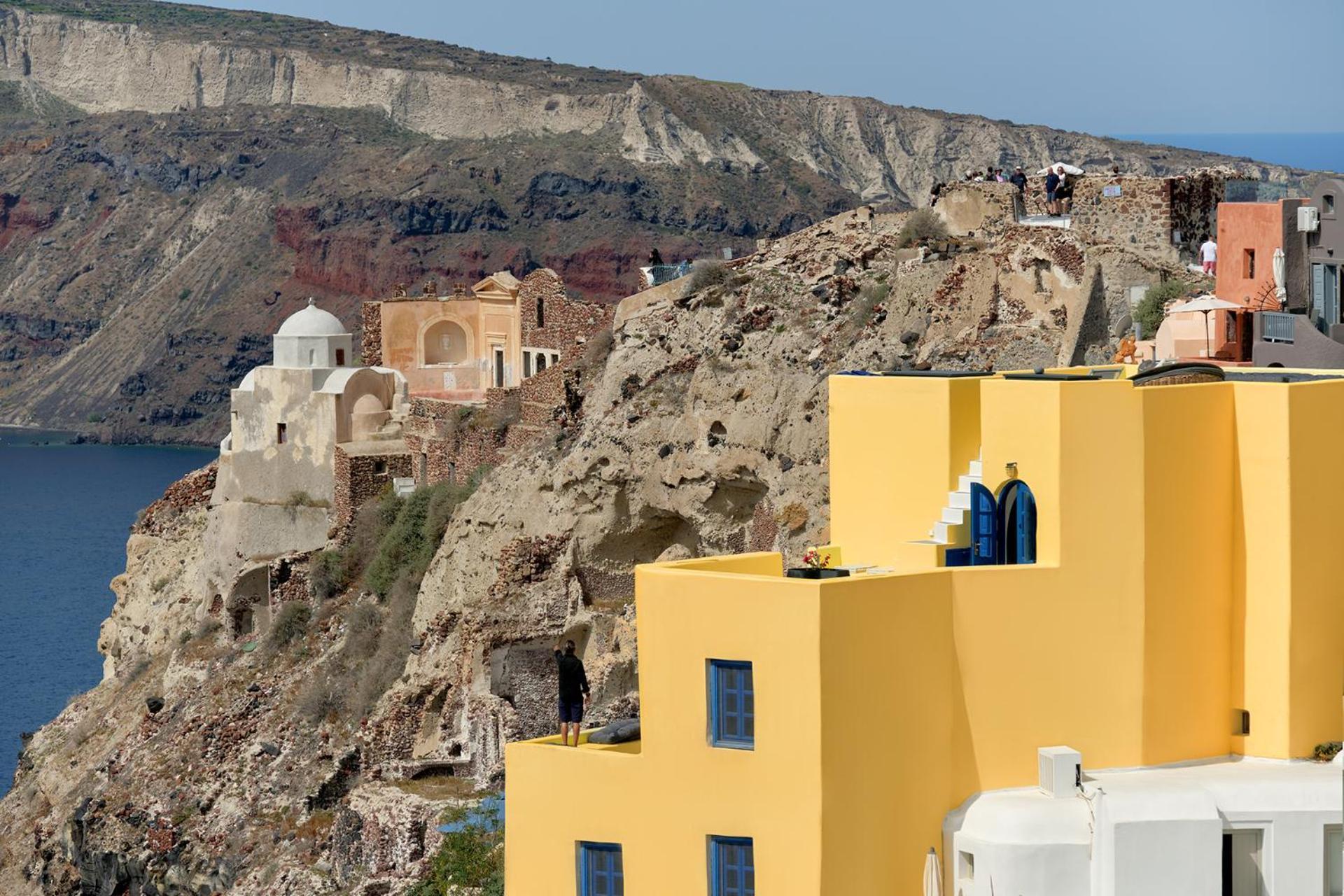 Ilivatos - Elegant Villa On The Caldera'S Edge Oia  Exterior photo